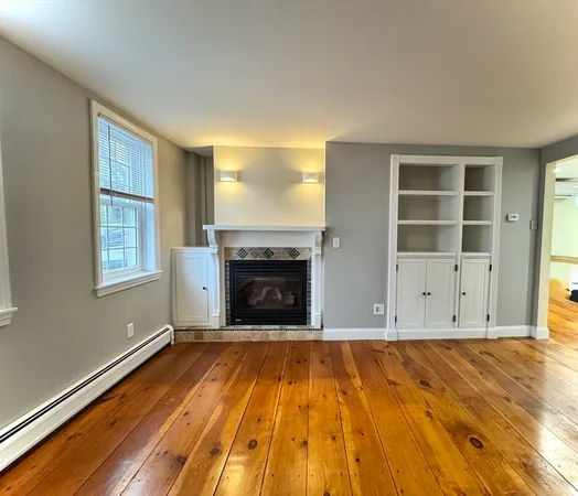 $3,250 | 4 Kent Street, Unit 2, Newburyport, MA 01950