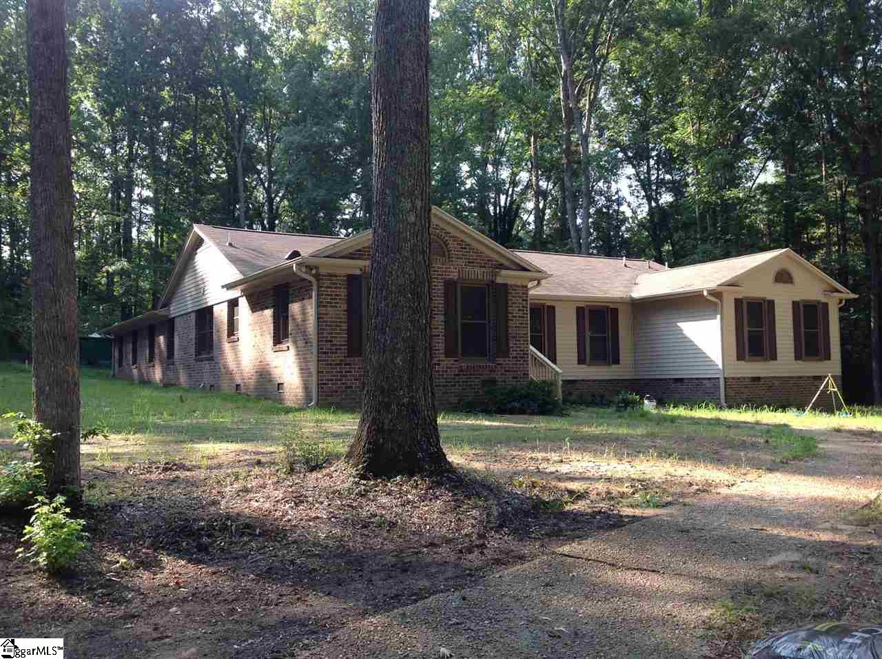 339 Cambridge Road Clinton, SC 29325 - Photo 5 of 32 Gallery Image 5