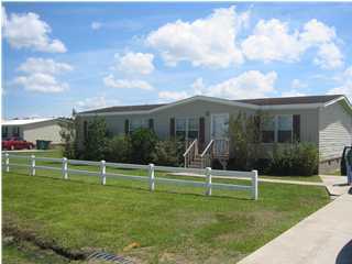 712 Troy Road New Iberia, LA 70563 - Photo 1 of 6 Primary Photo