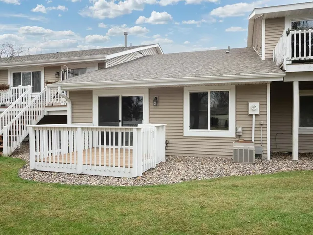 $220,000 | 423 Whispering River Lane, Farmington, MN 55024