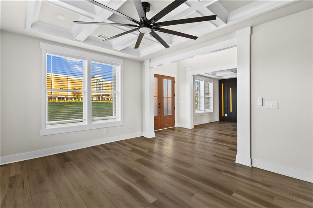 392 Price Place Northwest Norcross, GA 30071 - Photo 5 of 35