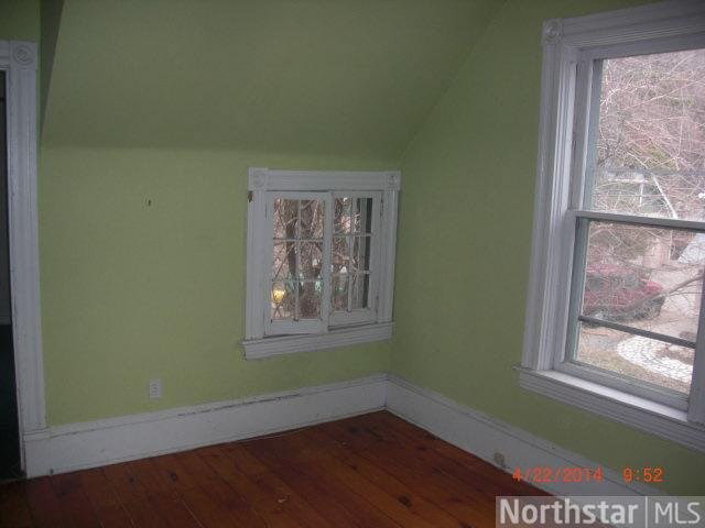 766 Point Douglas Road South St. Paul, MN 55119 - Photo 8 of 14 Gallery Image 8