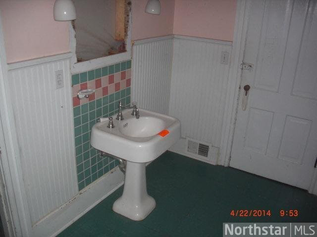 766 Point Douglas Road South St. Paul, MN 55119 - Photo 10 of 14 Gallery Image 10