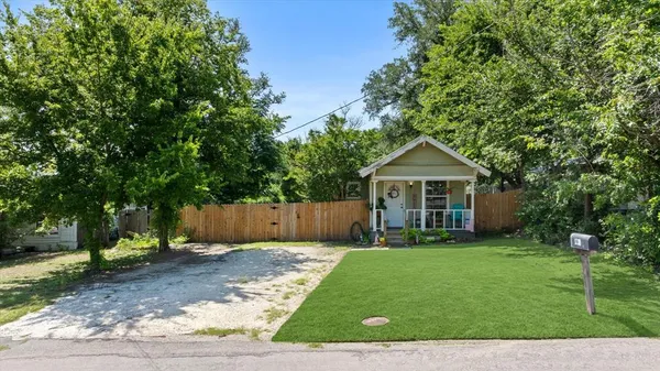 $135,000 | 1230 West Hyman Street, Stephenville, TX 76401