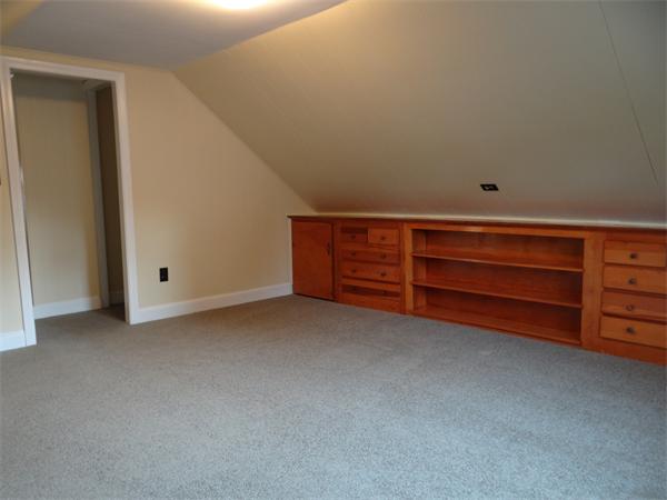 21 Forum Road Quincy, MA 02169 - Photo 6 of 22 Gallery Image 6