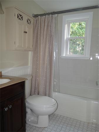 21 Forum Road Quincy, MA 02169 - Photo 7 of 22 Gallery Image 7