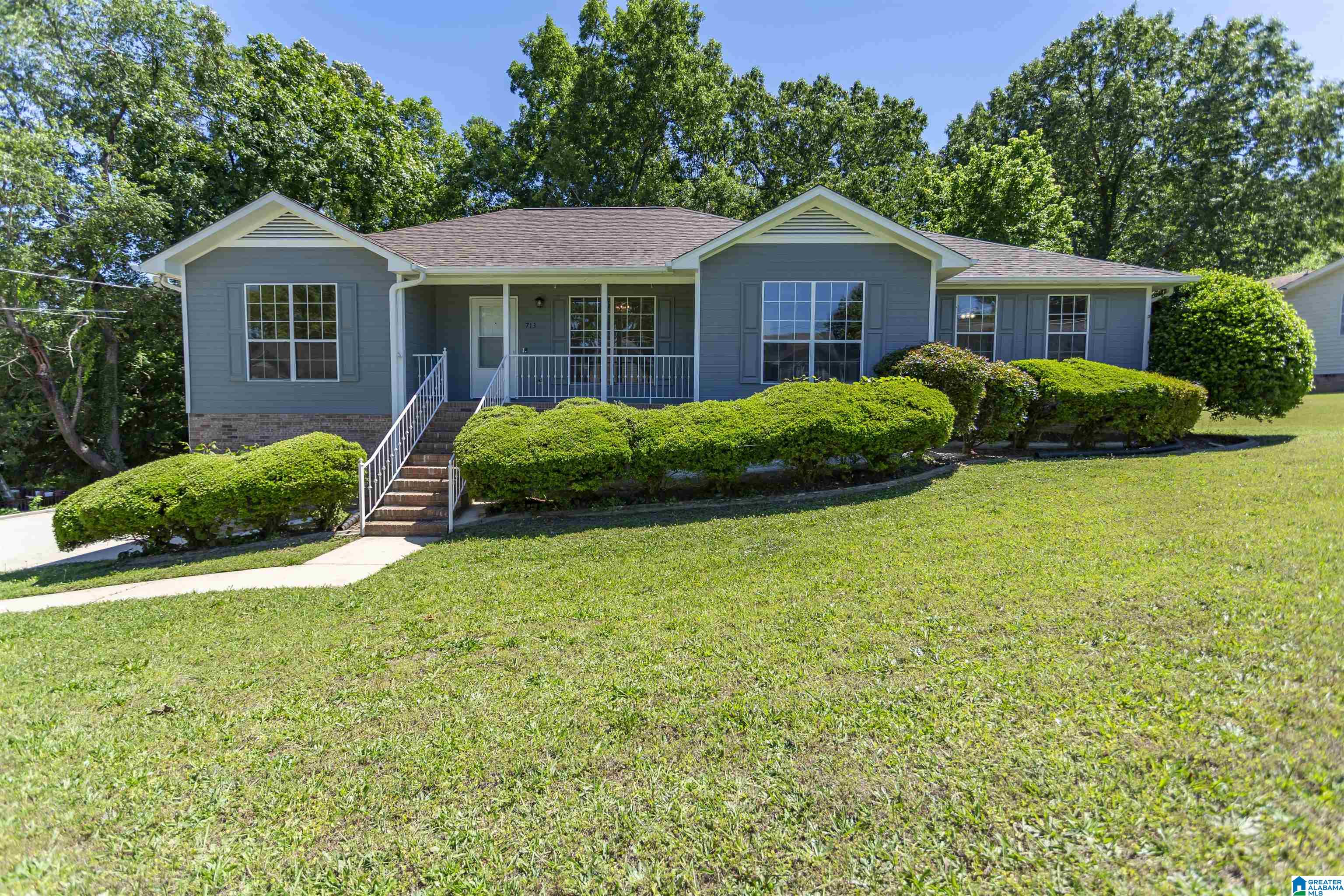 713 Jason Circle Center Point, AL 35215 - Photo 3 of 41