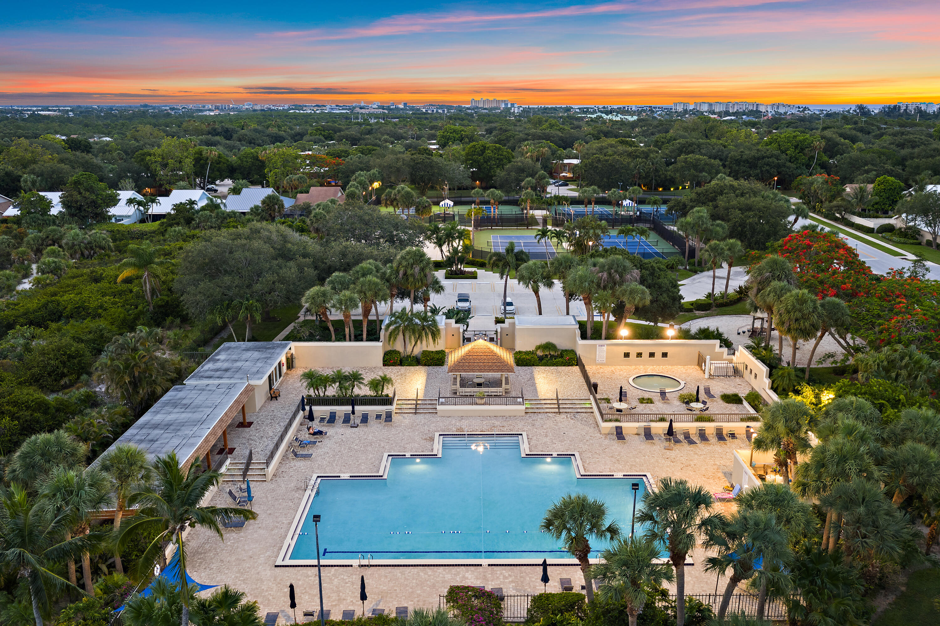 348 River Edge Road Jupiter, FL 33477 - Photo 22 of 30 a view of city