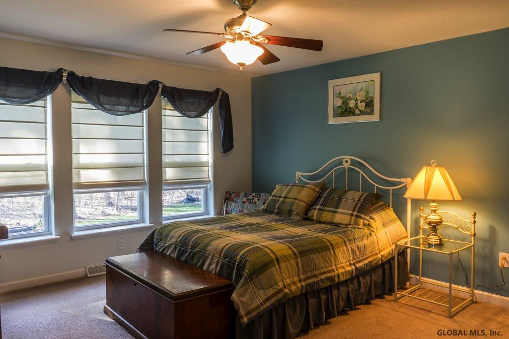 11 Garnet Lane Scotia, NY 12302 - Photo 6 of 16 Photo 6