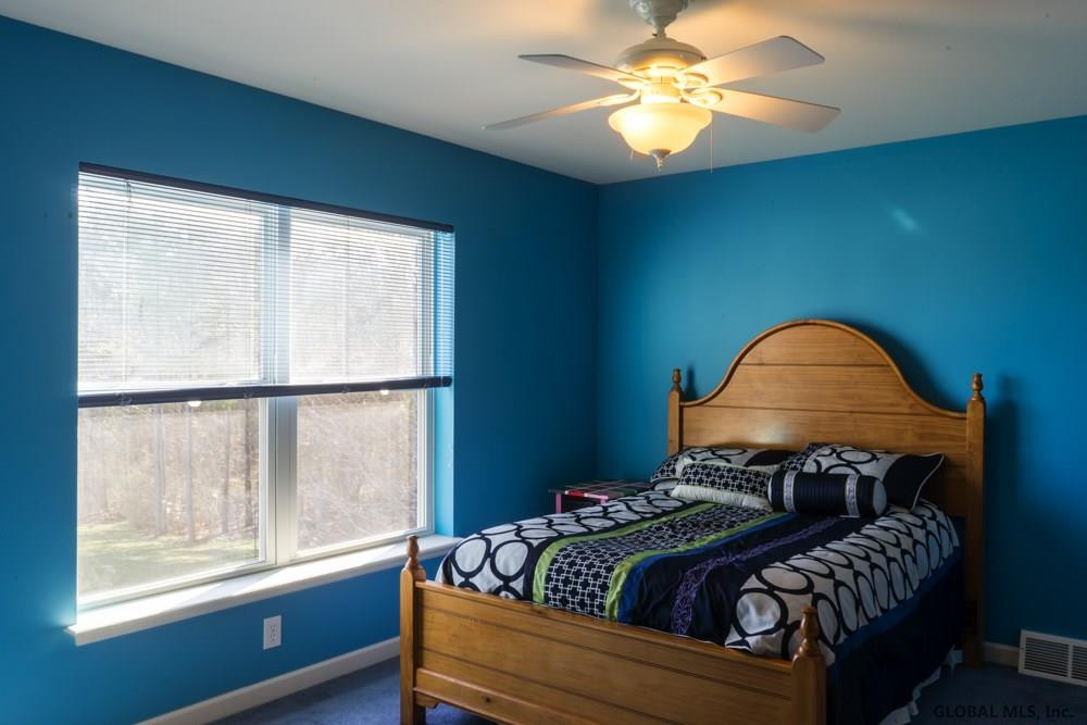 11 Garnet Lane Scotia, NY 12302 - Photo 8 of 16 Photo 8