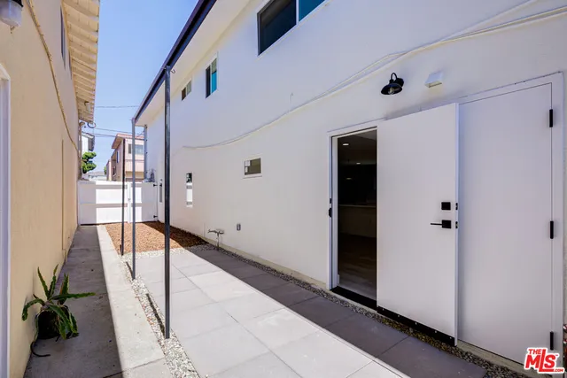 a view of an entryway