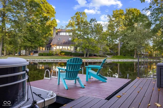 $965,000 | 875 Baywood Court, Columbus, IN 47201