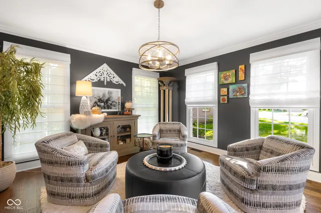 $965,000 | 875 Baywood Court, Columbus, IN 47201