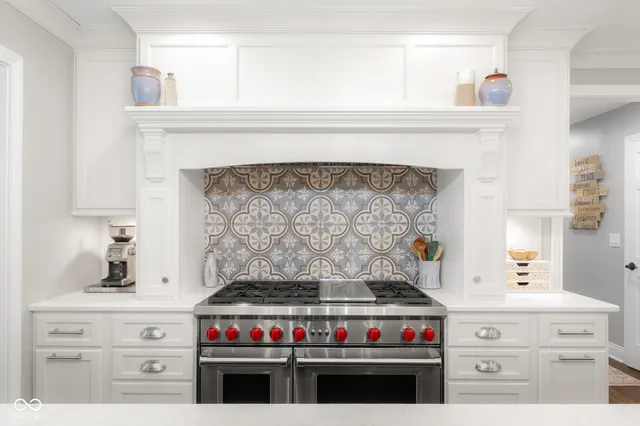 $965,000 | 875 Baywood Court, Columbus, IN 47201