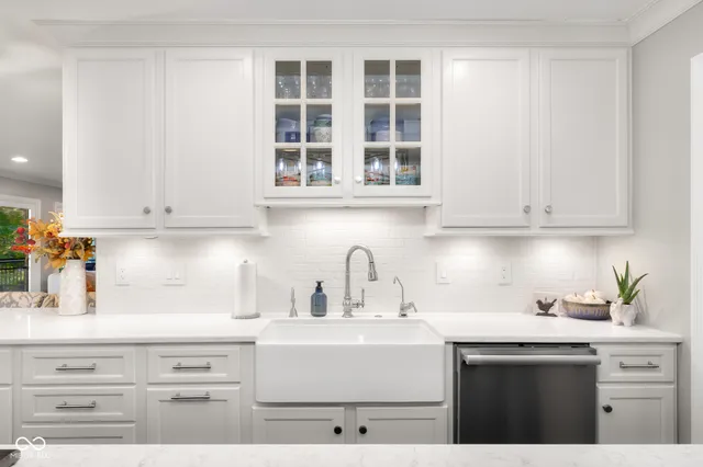 $965,000 | 875 Baywood Court, Columbus, IN 47201