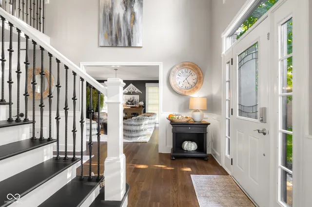 $965,000 | 875 Baywood Court, Columbus, IN 47201