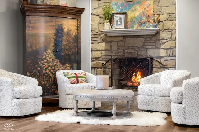 $965,000 | 875 Baywood Court, Columbus, IN 47201