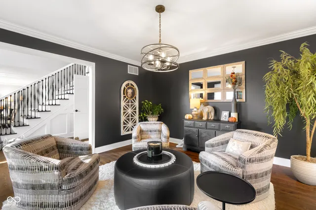 $965,000 | 875 Baywood Court, Columbus, IN 47201