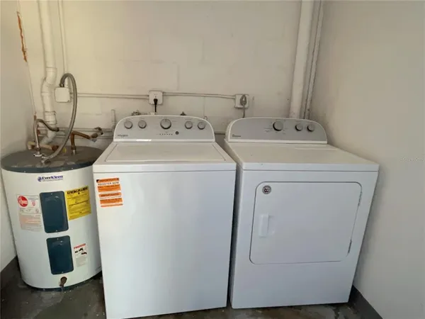 wooden floor in an empty room with wooden floor and windows