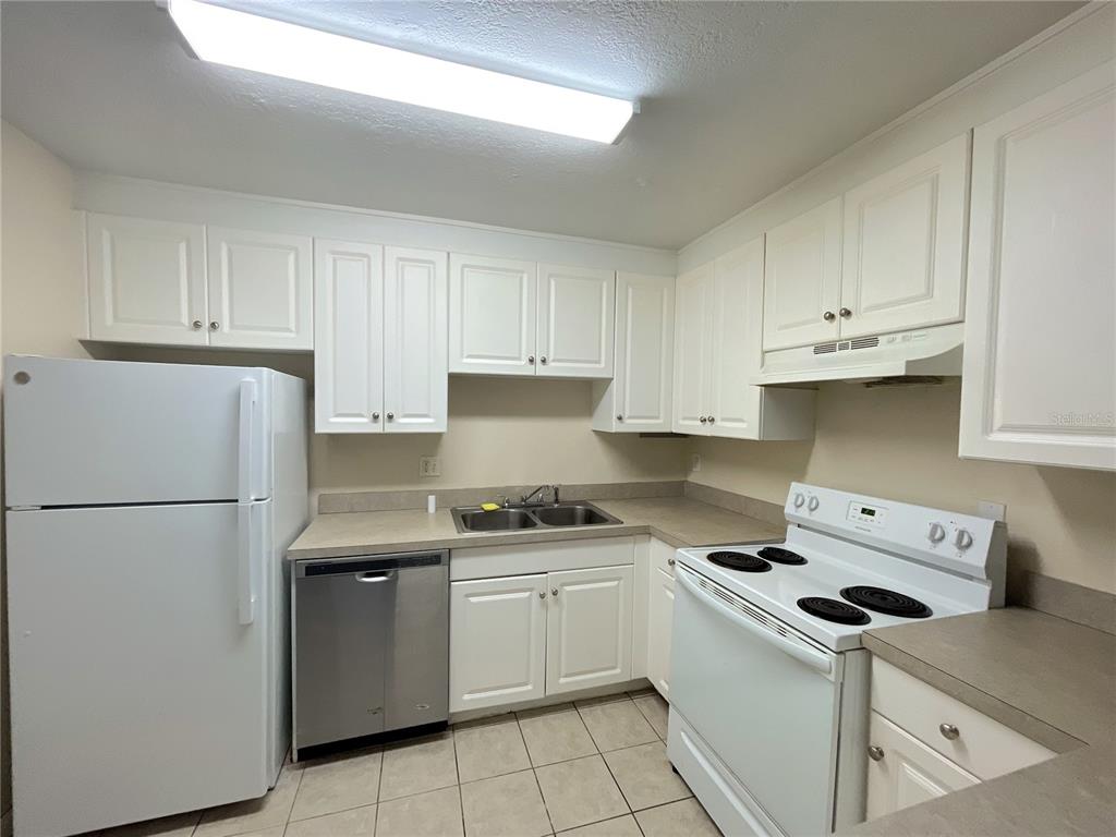 501 Southwest 75th Street, Unit G3 Gainesville, FL 32607 - Photo 10 of 24