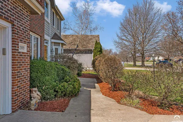 $529,900 | 2009 Carmel Drive, Lawrence, KS 66047