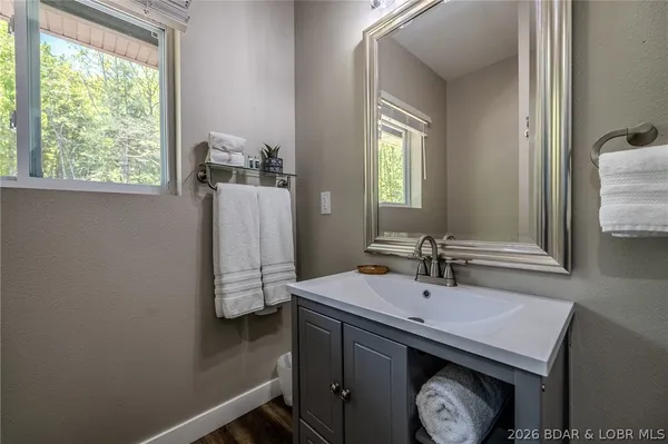 $725,000 | 530 Big Cedar Drive, Camdenton, MO 65020