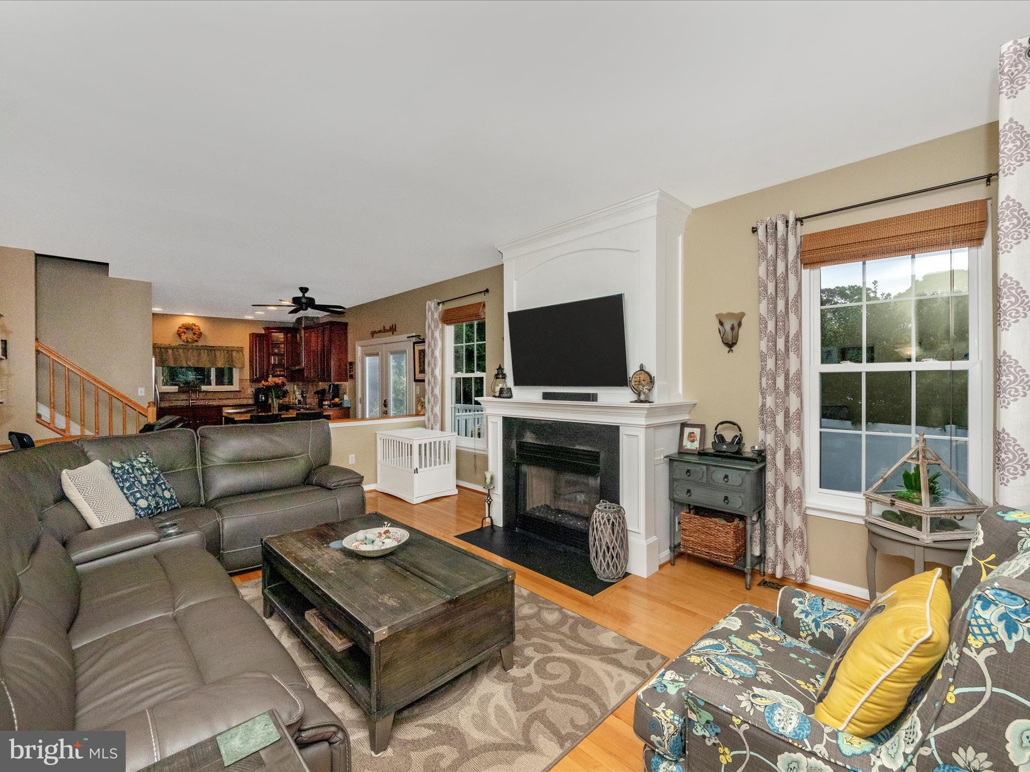 28 Robinson Road Severna Park, MD 21146 - Photo 16 of 55 Family Room