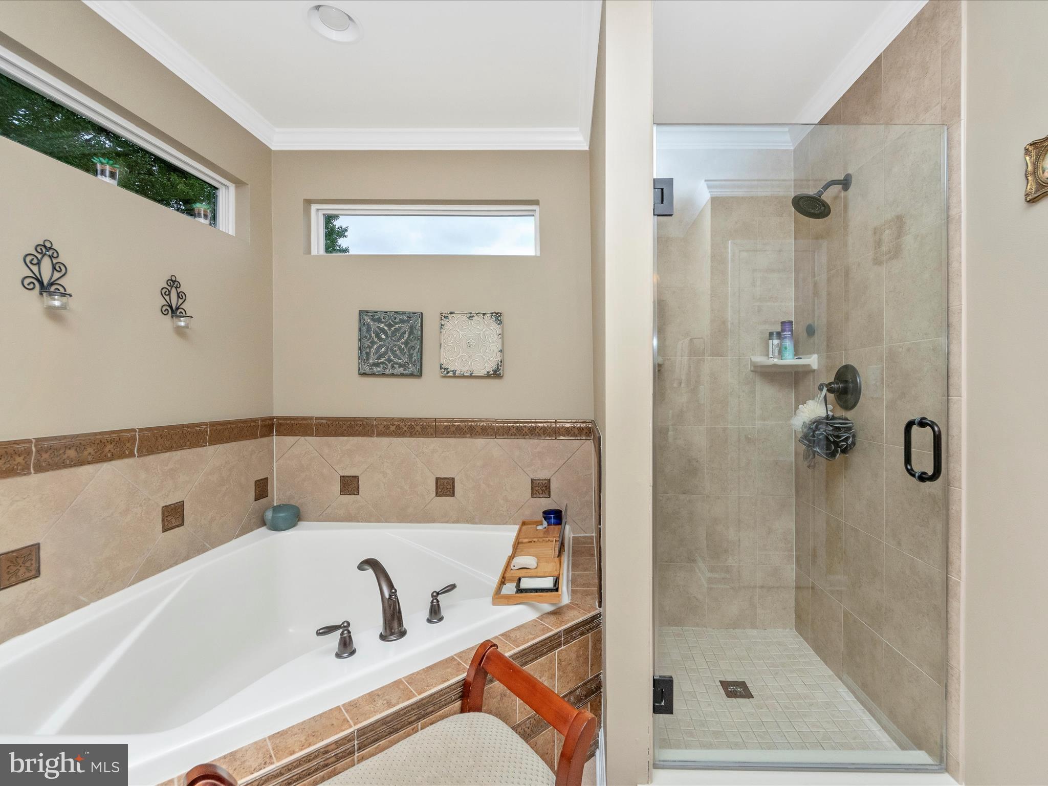 28 Robinson Road Severna Park, MD 21146 - Photo 26 of 55 Primary Bathroom