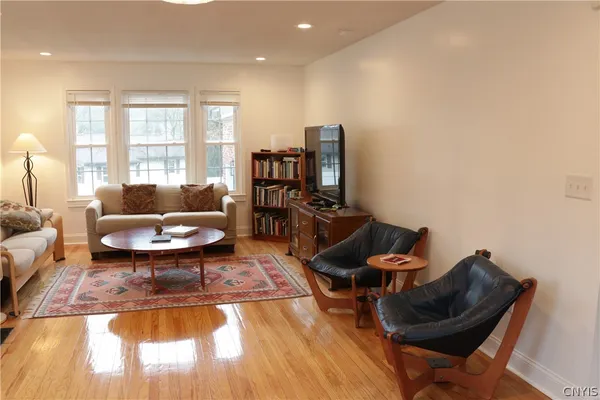 $475,000 | 100 Gifford Parkway, Syracuse, NY 13214