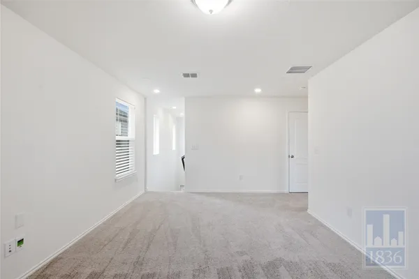 $2,600 | 7812 Song Sparrow Dr., Austin, TX 78744