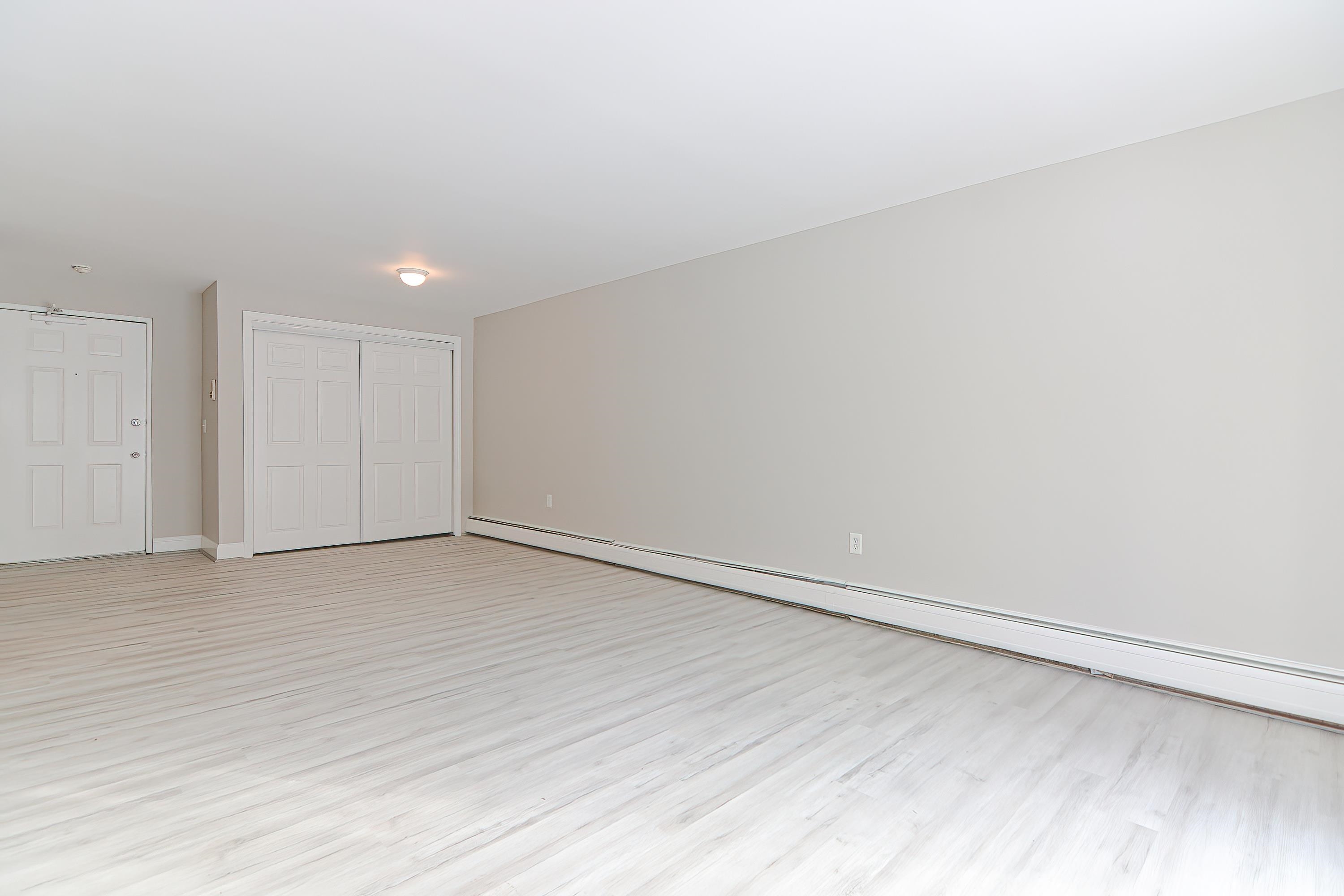 2 Maple Ridge Drive, Unit 15 Merrimack, NH 03054 - Photo 4 of 38