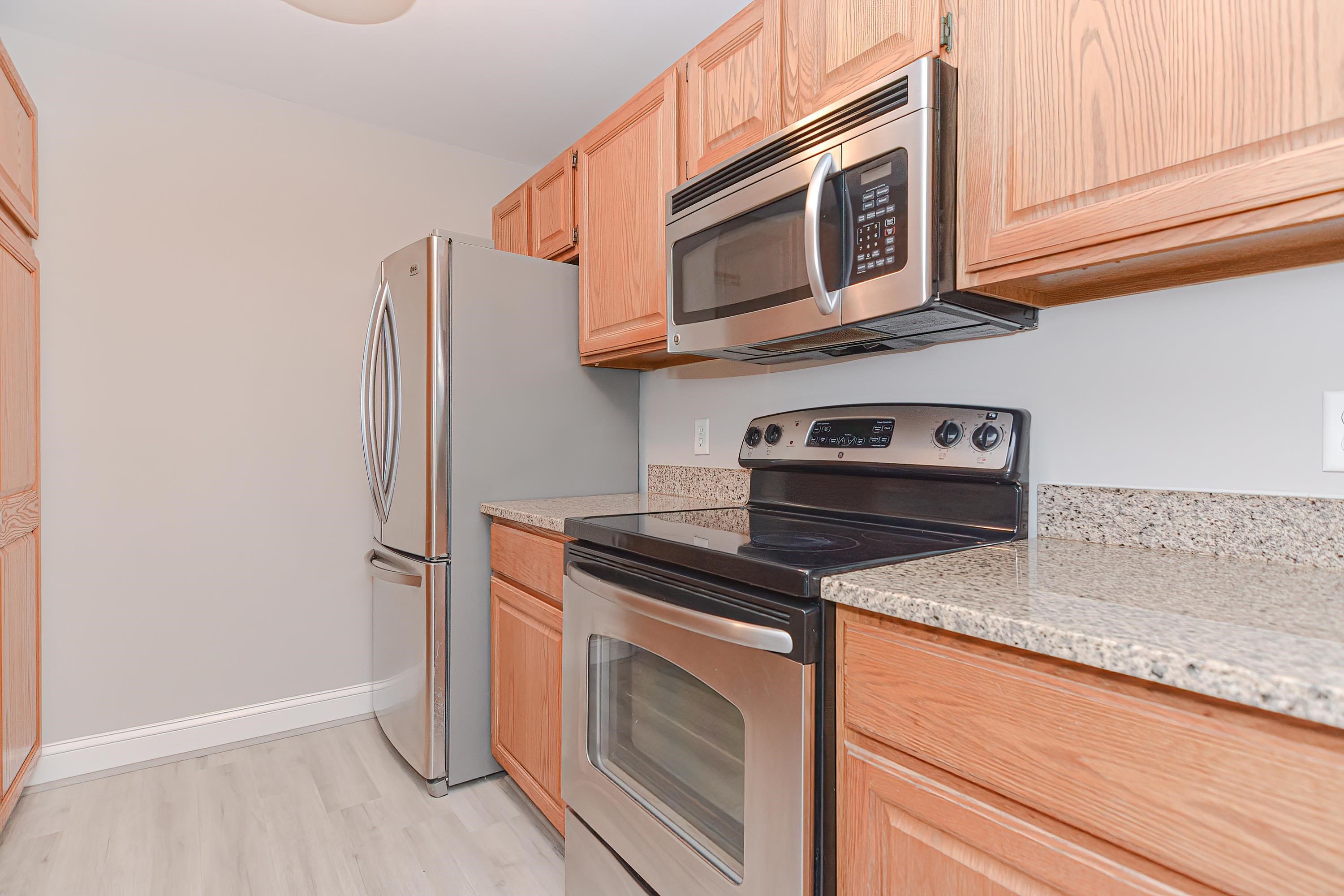 2 Maple Ridge Drive, Unit 15 Merrimack, NH 03054 - Photo 9 of 38