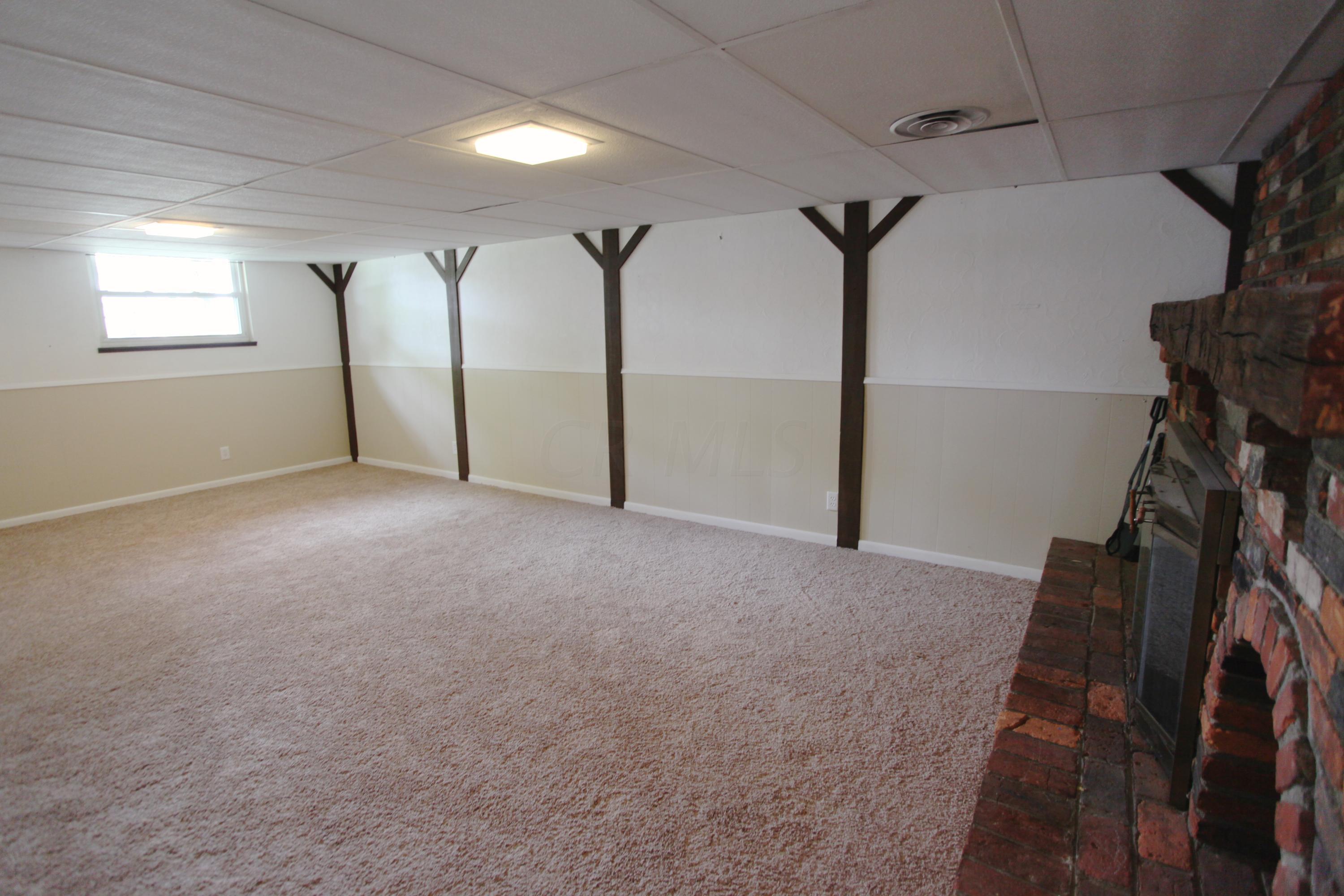 2127 Brookfield Road Columbus, OH 43229 - Photo 14 of 21 Gallery Image 14