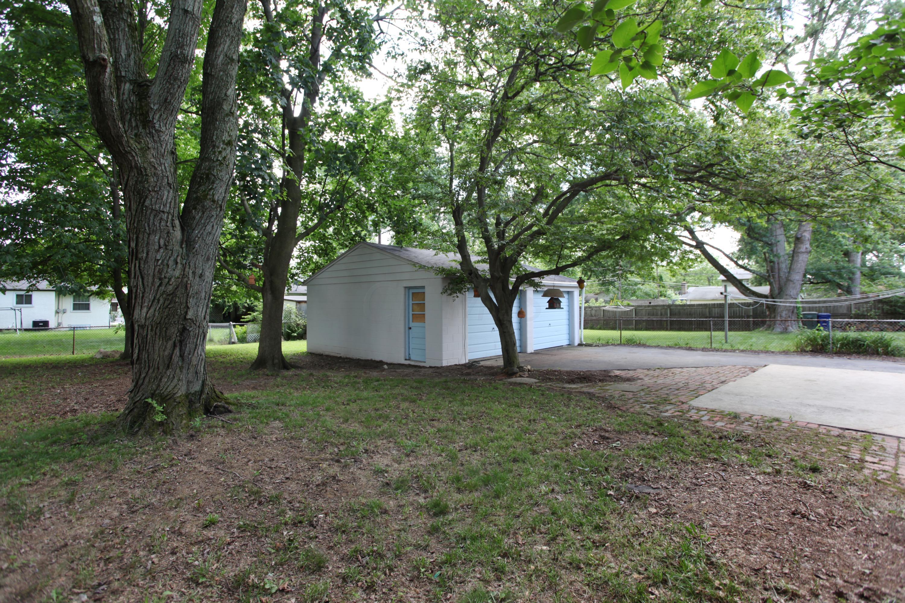 2127 Brookfield Road Columbus, OH 43229 - Photo 21 of 21 Gallery Image 21