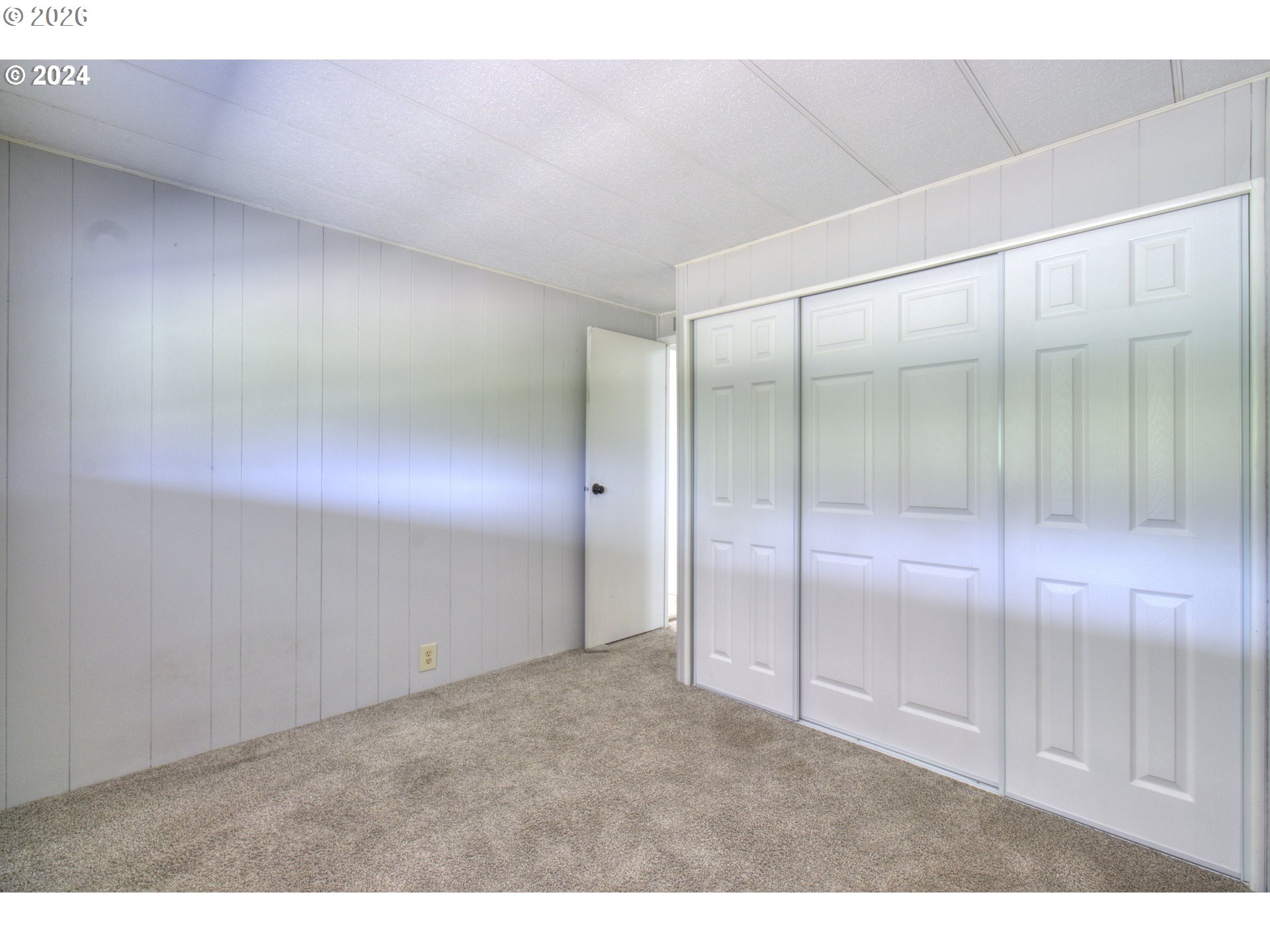 95171 Vista Loop Gold Beach, OR 97444 - Photo 15 of 35 a view of an empty room