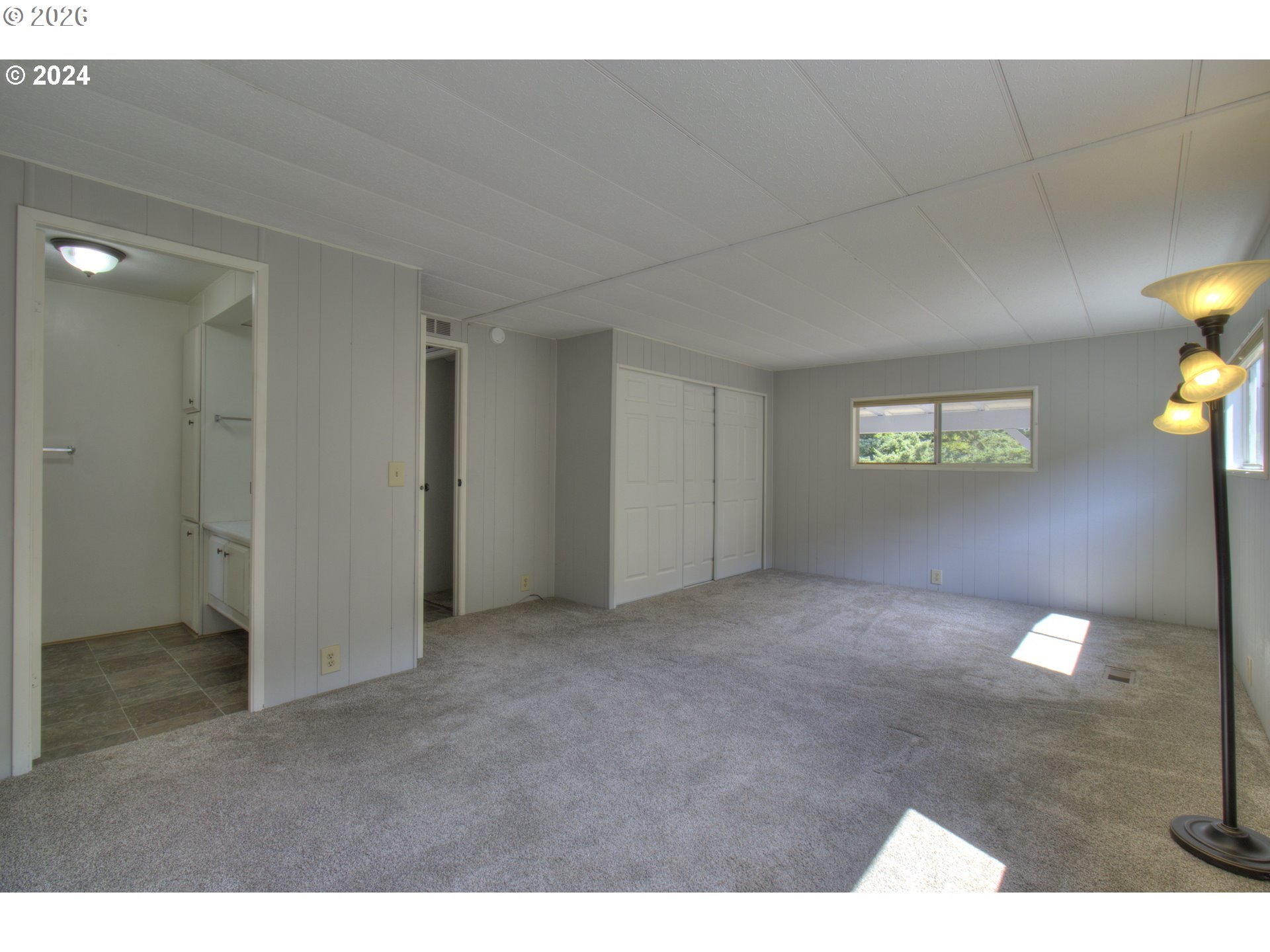 95171 Vista Loop Gold Beach, OR 97444 - Photo 18 of 35 a view of an empty room and window