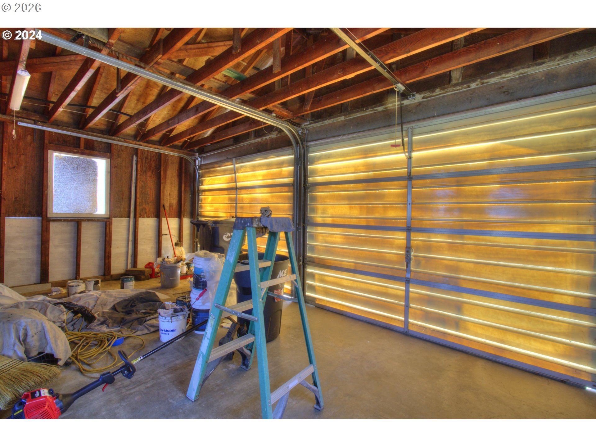 95171 Vista Loop Gold Beach, OR 97444 - Photo 26 of 35 a view of a room with gym equipment