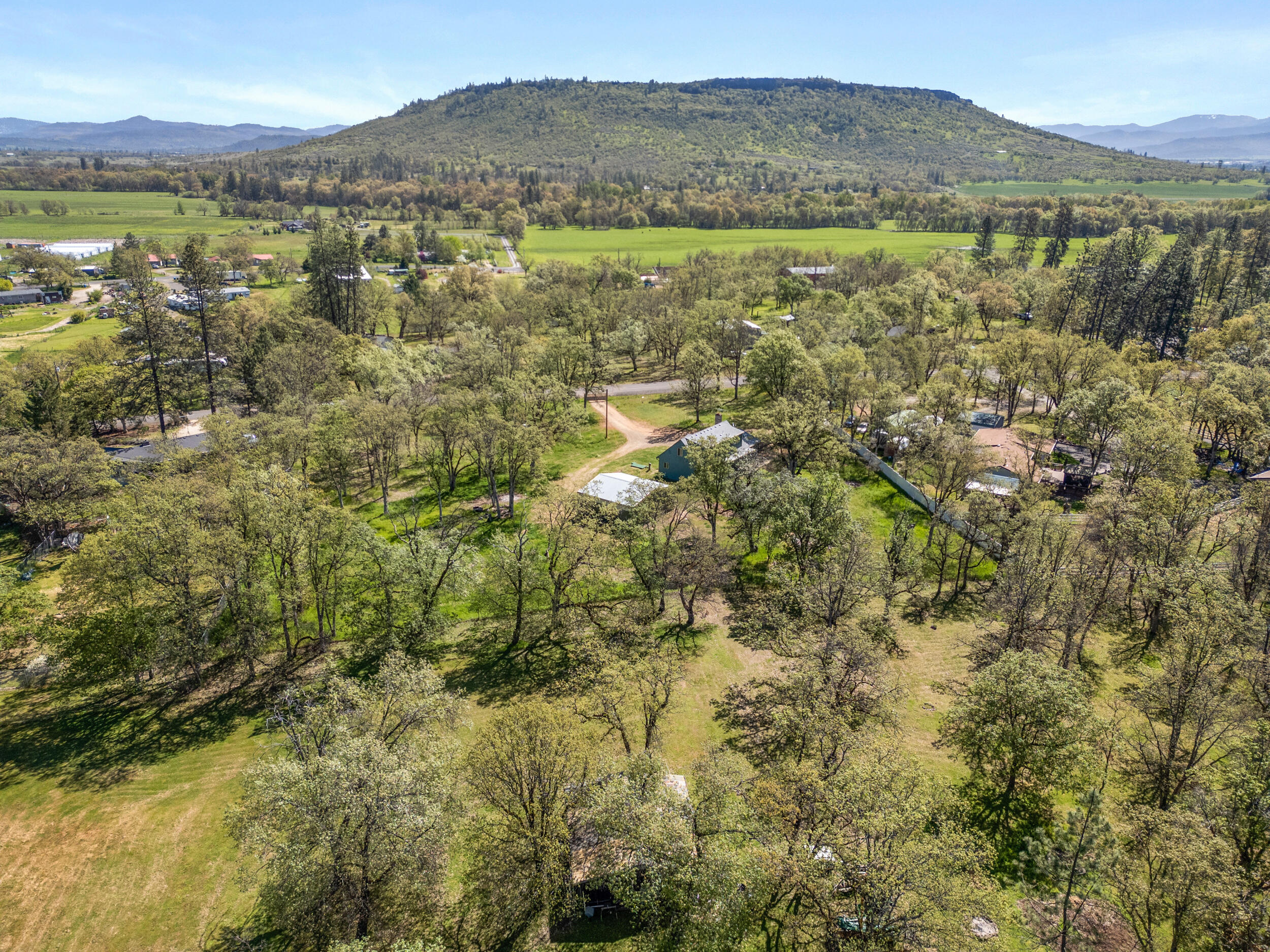 11515 Michael Road White City, OR 97503 - Photo 41 of 46 32_11515 michael road - drone - 04