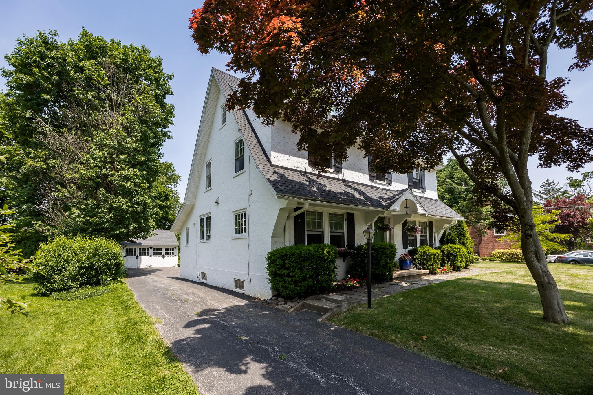 333 Conestoga Road Devon, PA 19333 - Photo 3 of 40