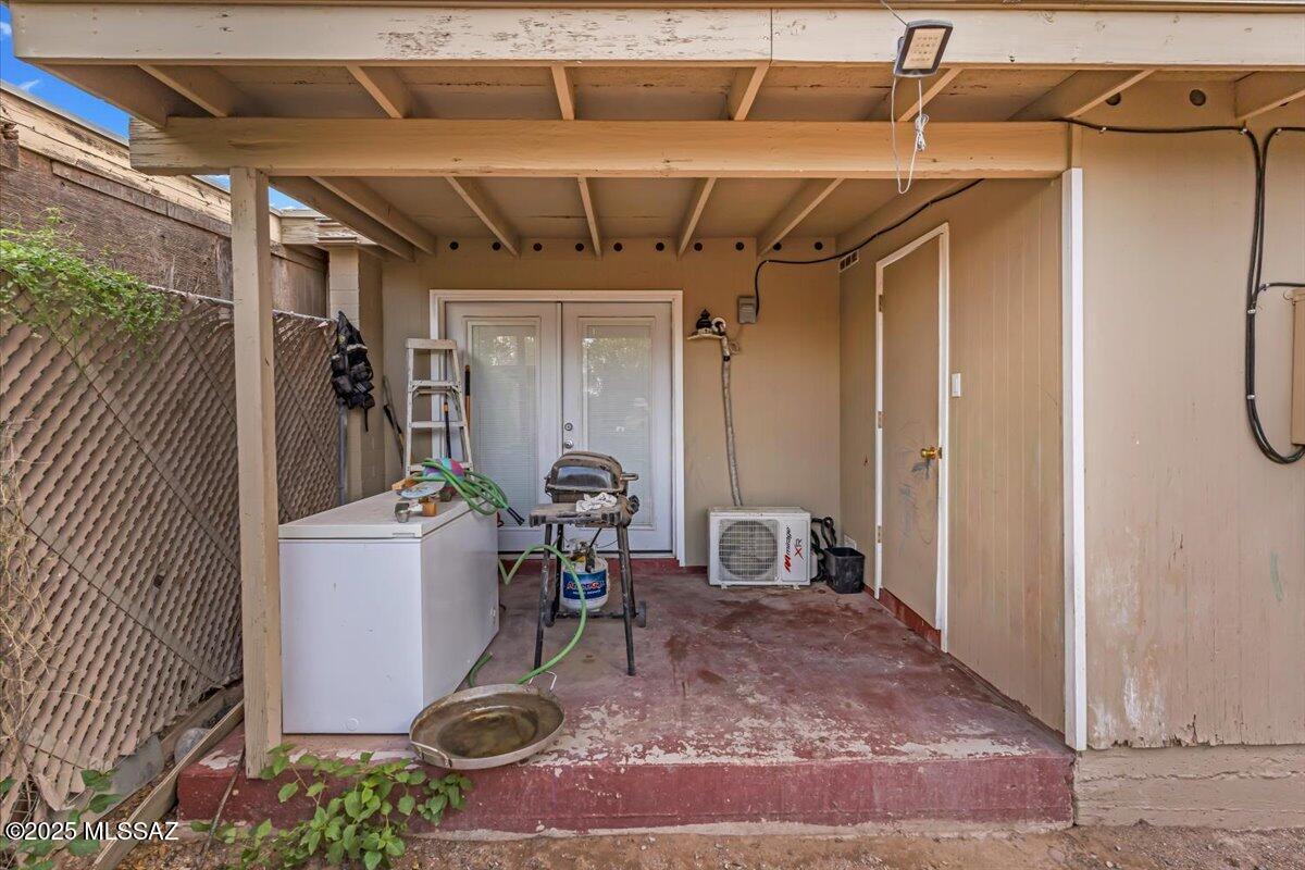162 West Mossman Road Tucson, AZ 85706 - Photo 17 of 22 Gallery Image 17