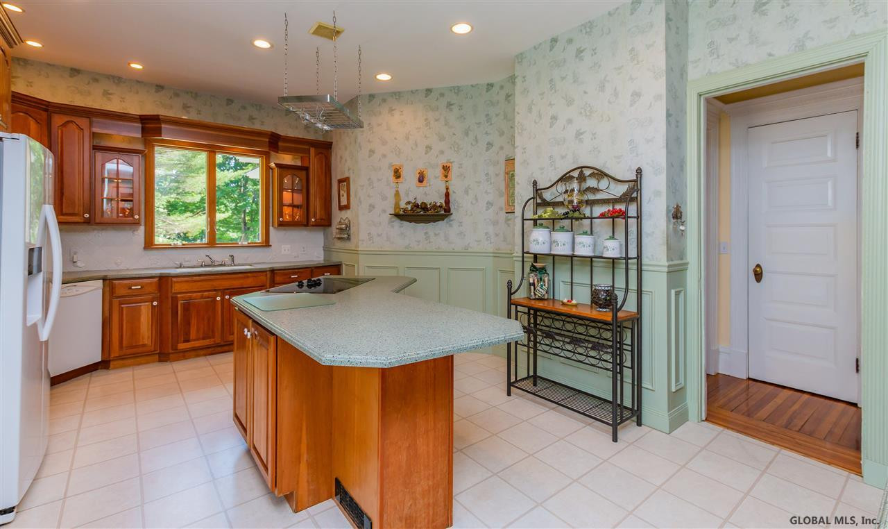 551 Reed Street Northampton, NY 12134 - Photo 22 of 84 Photo 22