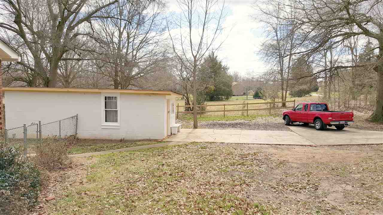 210 Circle Road Greer, SC 29651 - Photo 13 of 16 Gallery Image 13