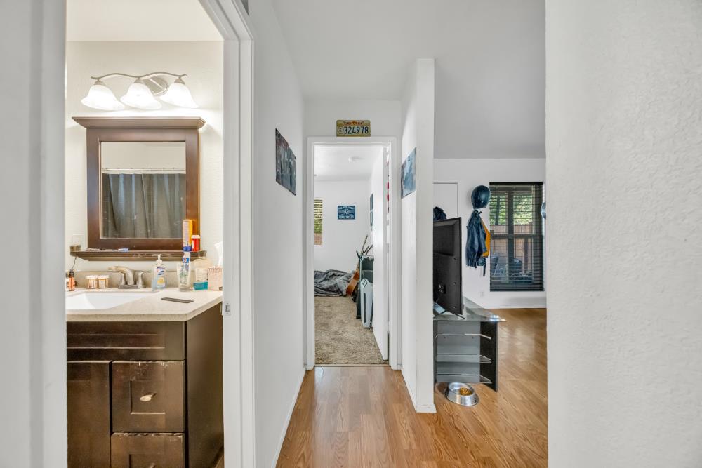 2960 Backpack Trail Pollock Pines, CA 95726 - Photo 18 of 49 a en suite bathroom with a sink vanity and mirror