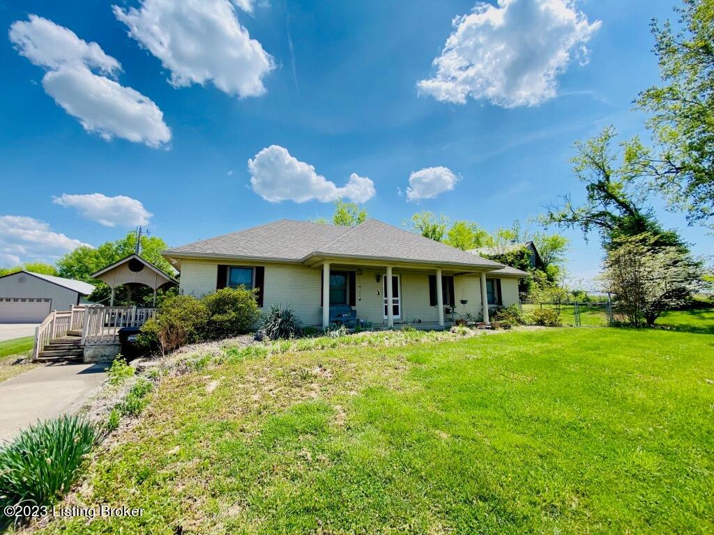 6216 Highway 555 Springfield, KY 40069 - Photo 1 of 29 IMG_3599