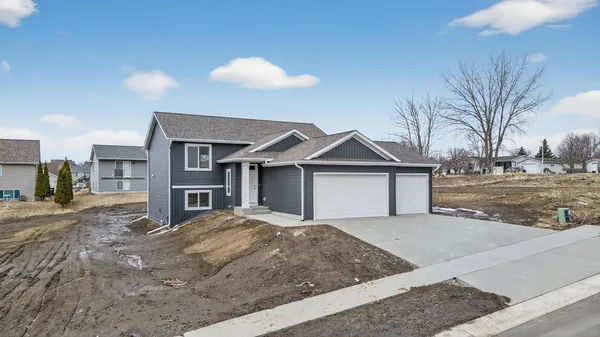 $540,000 | 6151 Cody Lane Northwest, Rochester, MN 55901