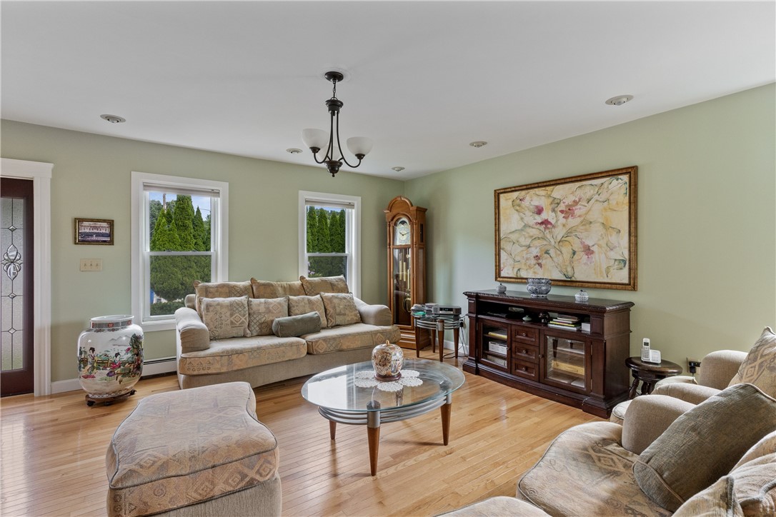 31 Pine Swamp Road Cumberland, RI 02895 - Photo 11 of 41