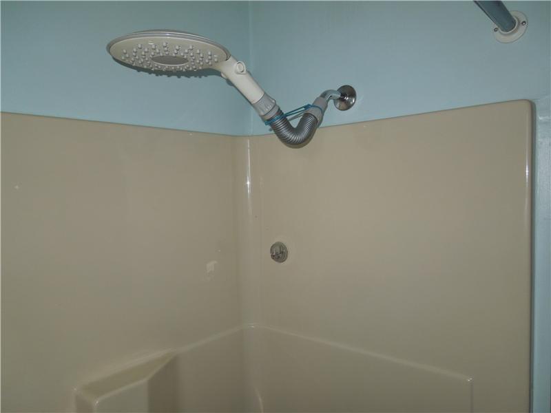 240 Lincoln Hall Road Elizabeth, PA 15037 - Photo 14 of 25 Full Bath. showerhead --full bath--1st floor