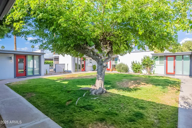 $294,900 | 4206 North 38th Street, Unit 1, Phoenix, AZ 85018