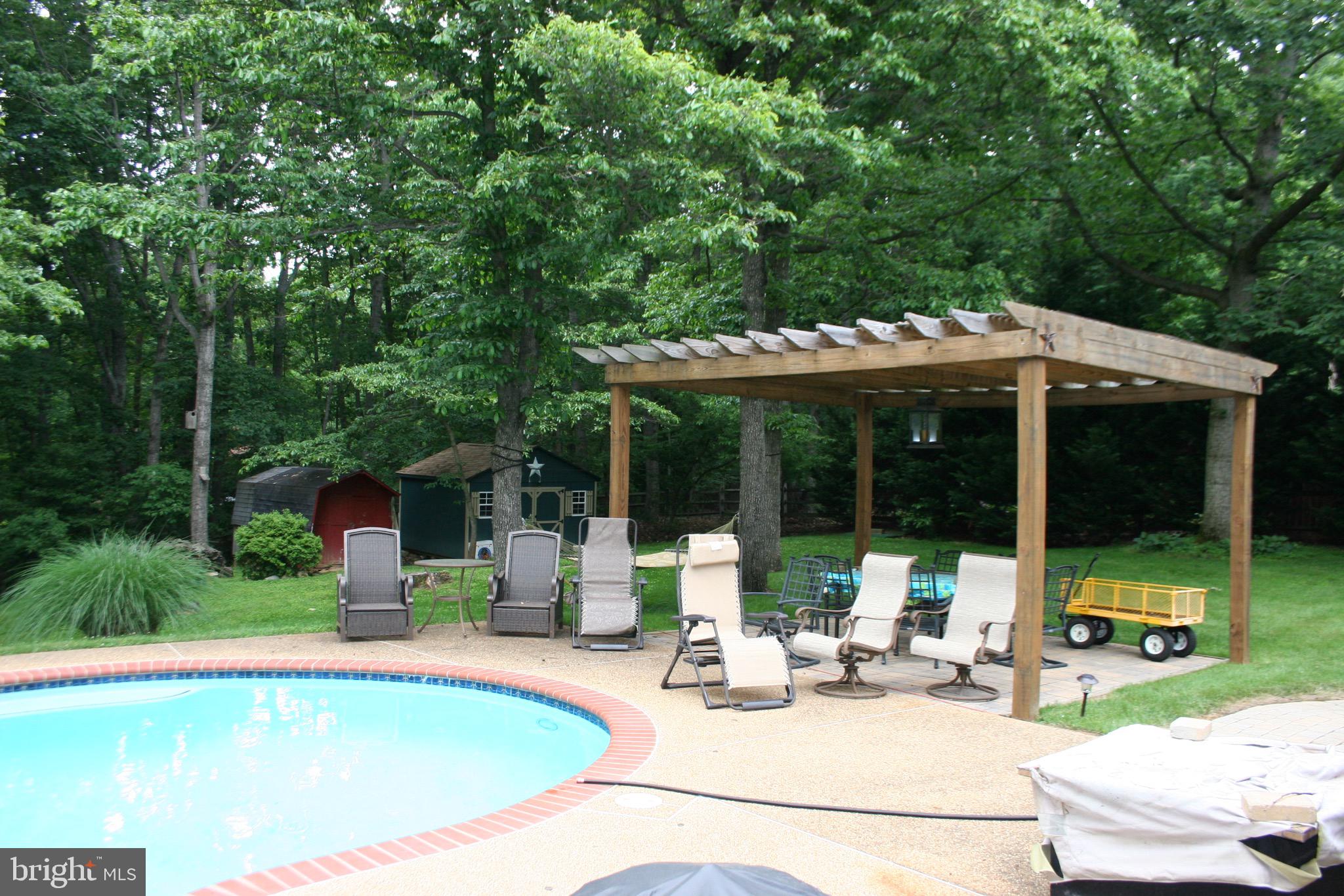 6506 Shamrock Road Manassas, VA 20112 - Photo 5 of 64 Outdoor Pergola