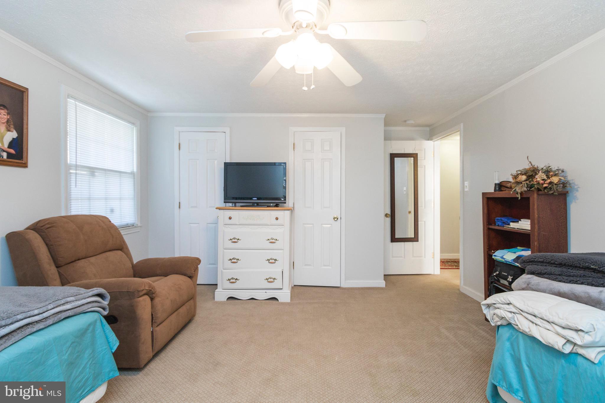 6506 Shamrock Road Manassas, VA 20112 - Photo 49 of 64 Gallery Image 49